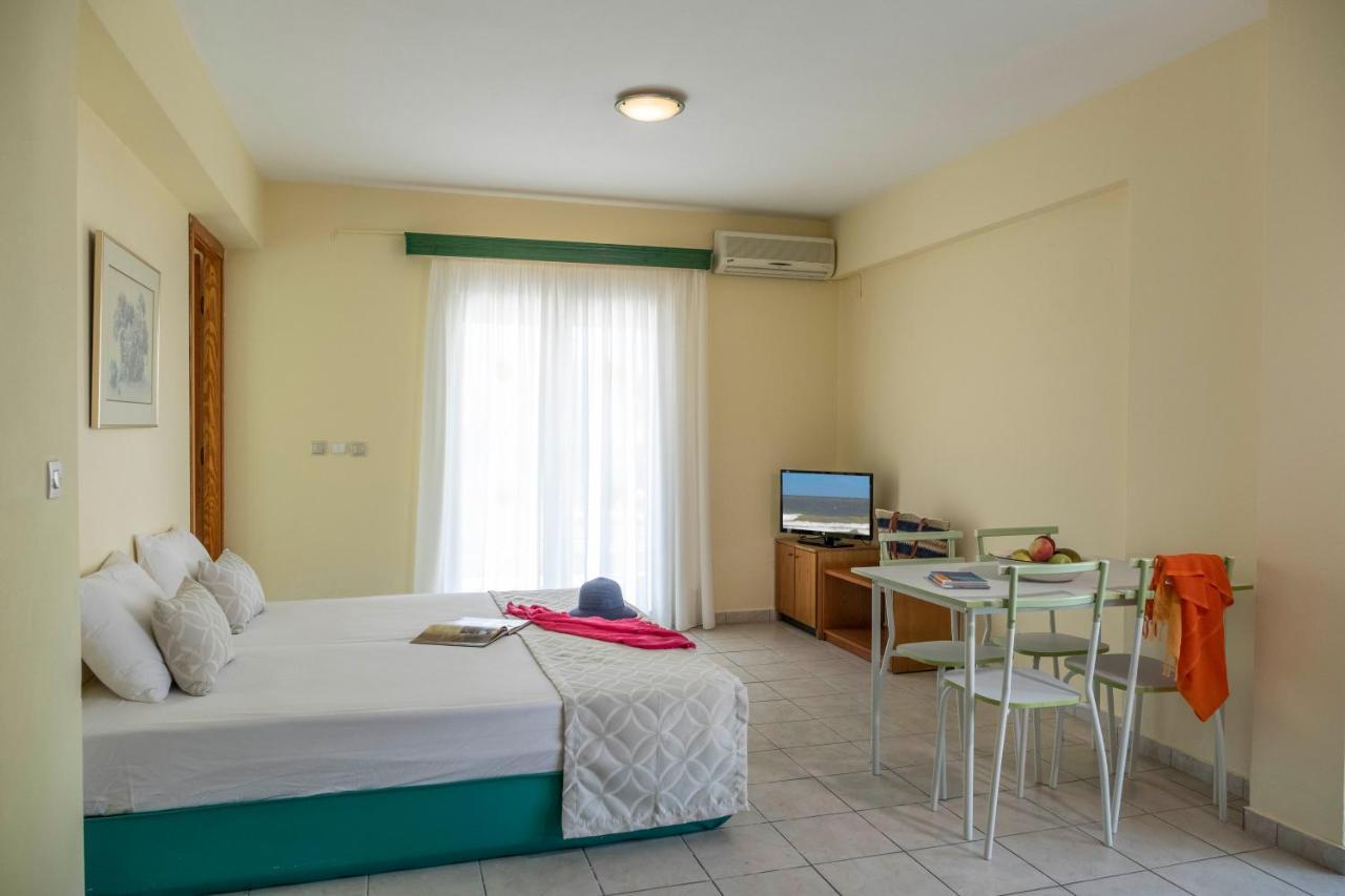 Aristides Hotel Fourka Exterior foto